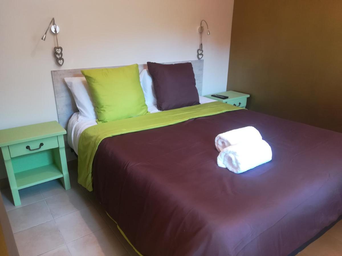 Appartement Privatif avec Spa: Relaxation près du Lac du Bourget Voglans Room photo